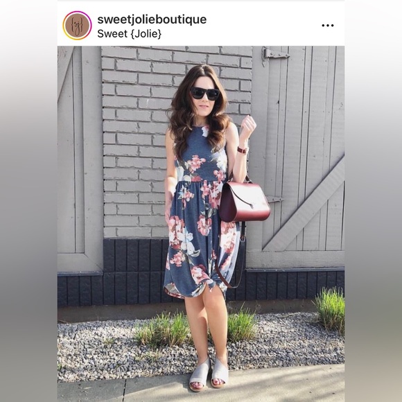 Super cute jersey dress! - Picture 2 of 6